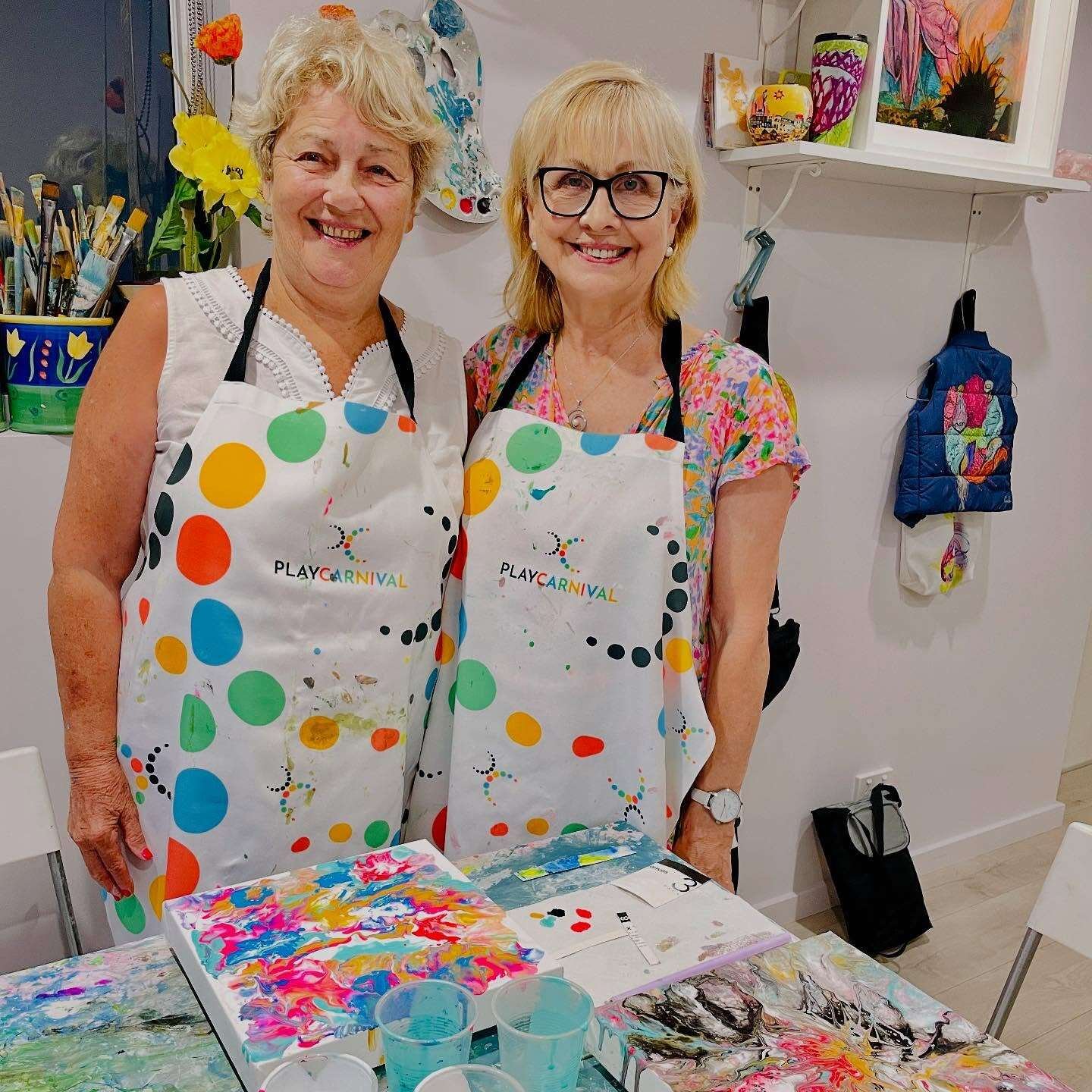 Fluid art session for adults Sydney