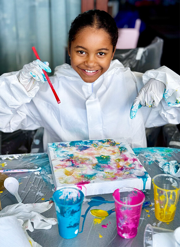 Fluid art sessions for kids