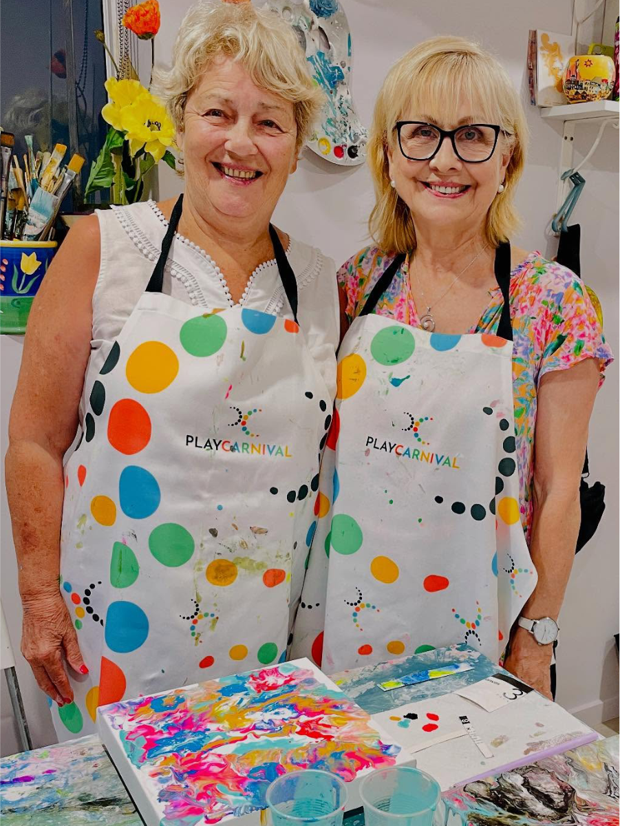 Fluid art workshop party adults